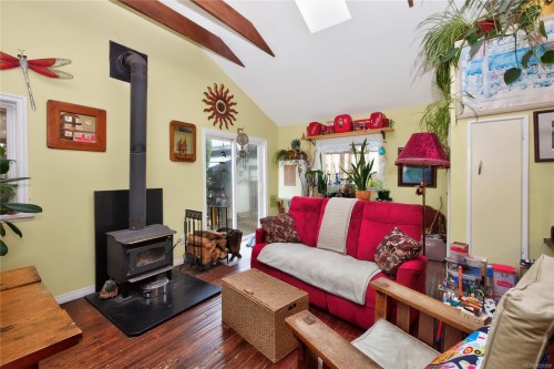 621 Coronation Ave, Duncan, BC 