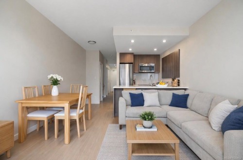610-728 Yates St  Victoria, BC V8W 0C8