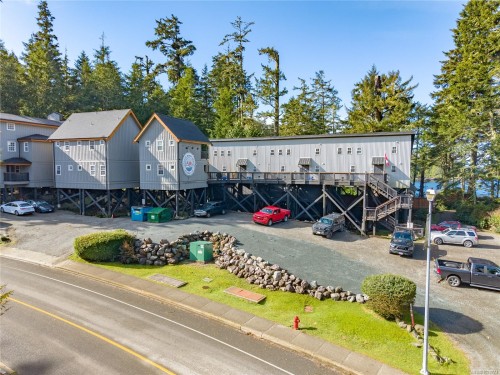 #3-1002 Peninsula Rd, Ucluelet, BC - Indoor