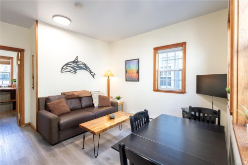 #3-1002 Peninsula Rd, Ucluelet, BC - Indoor