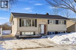 223 Trifunov CRESCENT  Regina, SK S4R 7C8