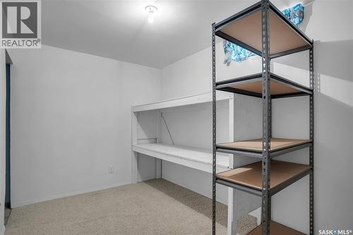 1410 Argyle Avenue, Saskatoon, SK - Indoor