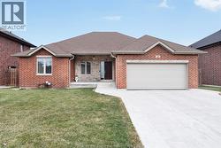 449 RENE DR Lasalle, ON N9J 3R3