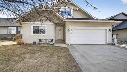 1968 Saskatoon Place  Kamloops, BC V2E 2T1