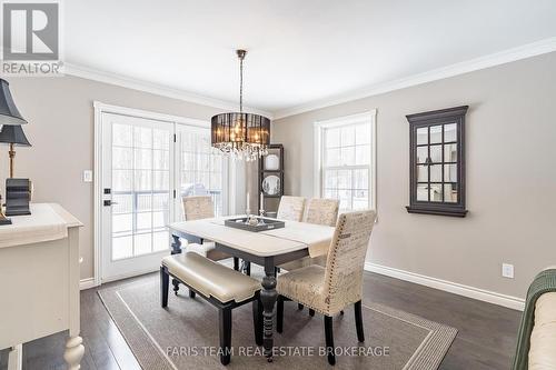 5 Bailey Crescent, Tiny, ON - Indoor Photo Showing Dining Room