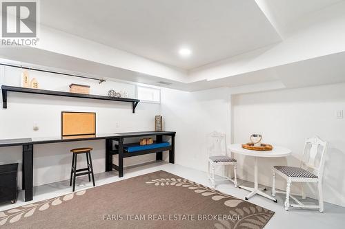 5 Bailey Crescent, Tiny, ON - Indoor Photo Showing Other Room