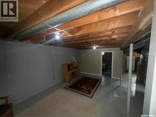 302 3Rd Avenue E, Assiniboia, SK - Indoor Photo Showing Basement