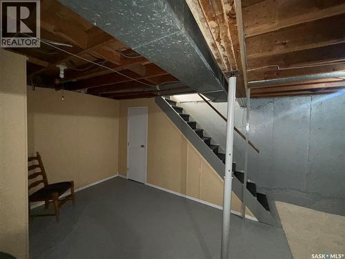 302 3Rd Avenue E, Assiniboia, SK - Indoor