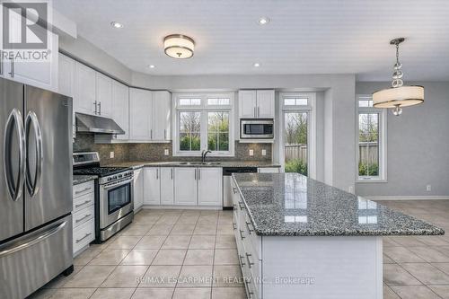 1203 Lorne Park Road, Mississauga, ON - Indoor Photo Showing Kitchen With Upgraded Kitchen