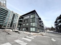 420B - 1604 CHARLES STREET  Whitby, ON L1N 0P2