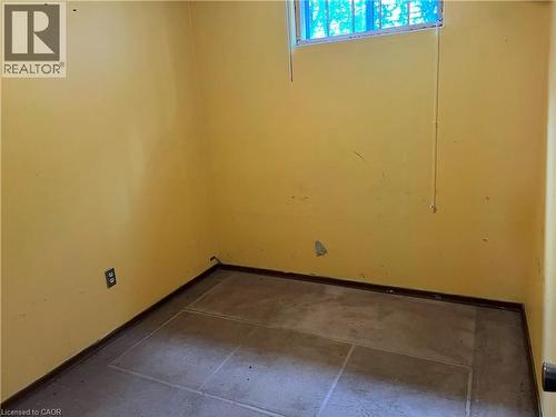 Lower lvl - 185 Lavina Crescent, Hamilton, ON - Indoor Photo Showing Other Room