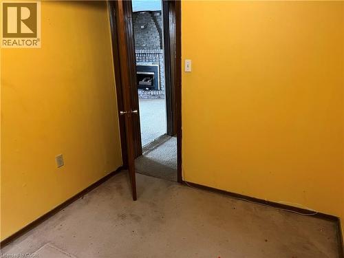 Lower lvl - 185 Lavina Crescent, Hamilton, ON - Indoor Photo Showing Other Room