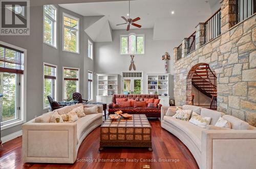 190 Melissa Lane, Tiny, ON - Indoor Photo Showing Living Room With Fireplace