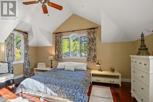 190 Melissa Lane, Tiny, ON - Indoor Photo Showing Bedroom