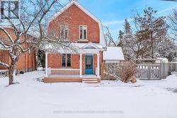 4 O'DONNELL COURT  Ottawa, ON K2E 1B4