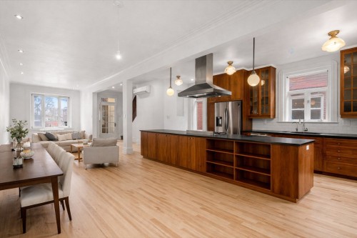 Vue d'ensemble - 74 Av. Mcnider, Montréal (Outremont), QC - Indoor Photo Showing Other Room