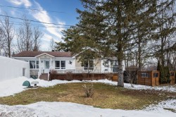 1536 Rue Lemieux  Saint-Jean-Sur-Richelieu, QC J2W 2B9
