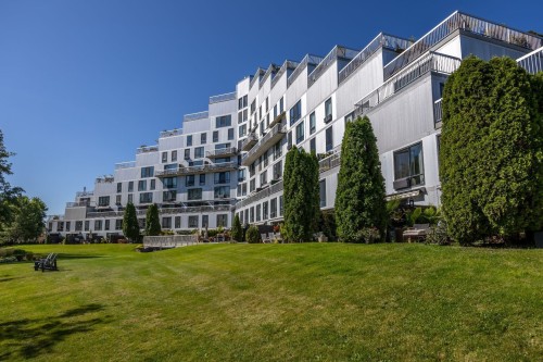 Back of Structure - 302-150 Rue Berlioz, Montréal (Verdun/Île-Des-Soeurs), QC - Outdoor