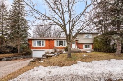 161 Rue Townshend Saint-Bruno-De-Montarville, QC J3V 1K7