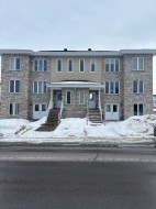 80 Rue Majeau  L'Épiphanie, QC J5X 0A5