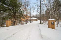 63 Ch. des Papillons  Sainte-Anne-Des-Lacs, QC J0R 1B0