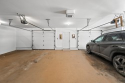 Garage - 