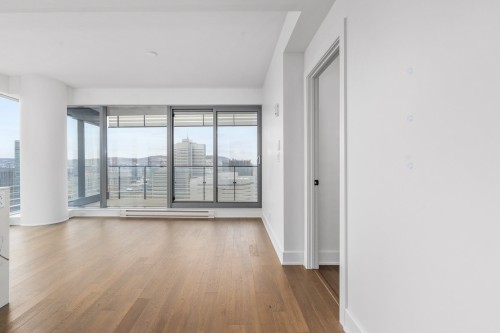 Living Room - 4709-720 Rue St-Jacques, Montréal (Ville-Marie), QC - Indoor Photo Showing Other Room