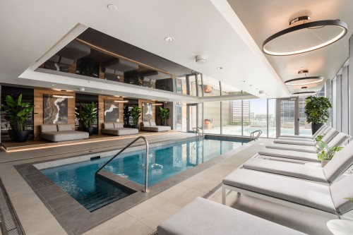 Common room - 4709-720 Rue St-Jacques, Montréal (Ville-Marie), QC - Indoor Photo Showing Other Room With In Ground Pool