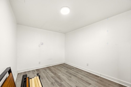 Office - 3737 Boul. Henri-Bourassa O., Montréal (Saint-Laurent), QC - Indoor Photo Showing Other Room