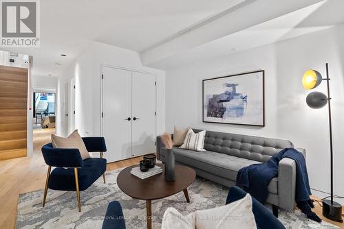 44 Foxley Street, Toronto, ON - Indoor Photo Showing Living Room