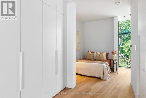 44 Foxley Street, Toronto, ON - Indoor