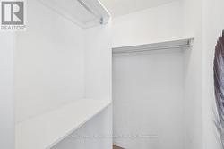 Walk in - 