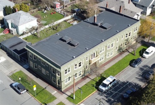 1010 Queens Ave  Victoria, BC V8T 1M8