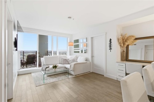2103-777 Herald St  Victoria, BC V8T 0C7