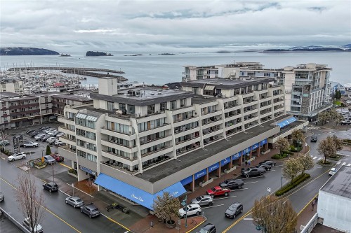 301-9805 Second St, Sidney, BC - Outdoor With Body Of Water With View