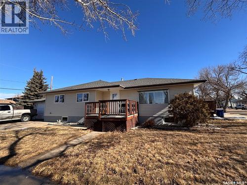 418 4th AVENUE W  Kindersley, SK S0L 1S0