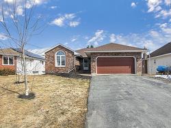 93 Stratford Drive  Cole Harbour, NS B2X 2N9