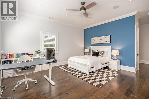 253 Rossmore Boulevard, Burlington, ON - Indoor Photo Showing Bedroom