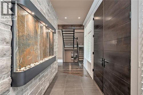 253 Rossmore Boulevard, Burlington, ON - Indoor Photo Showing Other Room