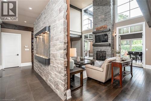 253 Rossmore Boulevard, Burlington, ON - Indoor Photo Showing Living Room With Fireplace