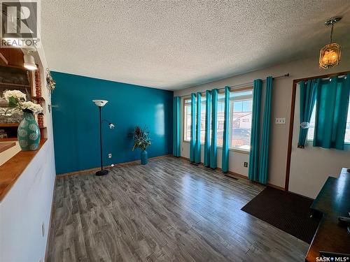 480 8Th Avenue Se, Swift Current, SK - Indoor Photo Showing Other Room