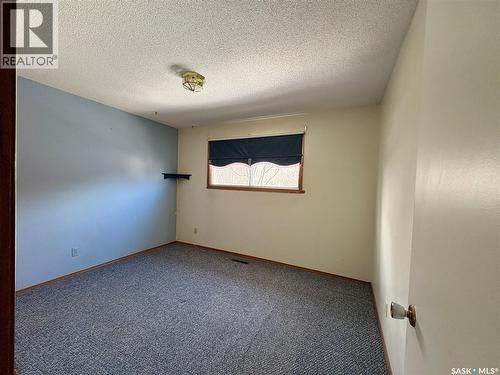 480 8Th Avenue Se, Swift Current, SK - Indoor Photo Showing Other Room
