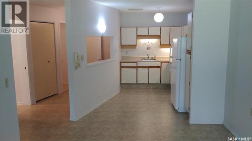 10 Pearl Avenue, Killaly, SK - Indoor Photo Showing Kitchen