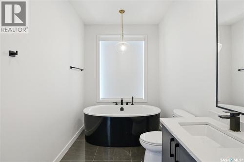 1312 15Th Street E, Saskatoon, SK - Indoor Photo Showing Bathroom