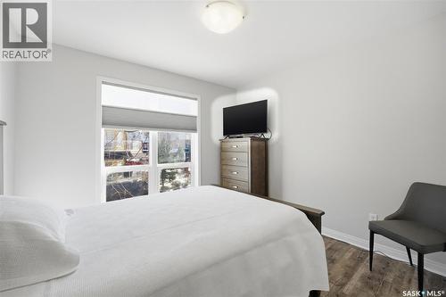 203 914 Heritage View, Saskatoon, SK - Indoor Photo Showing Bedroom