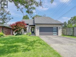 2 STONEYCREEK CRESCENT  London North (North C), ON N5X 3X4