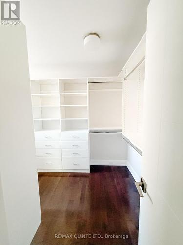 362 Roosevelt Avenue, Ottawa, ON - Indoor With Storage