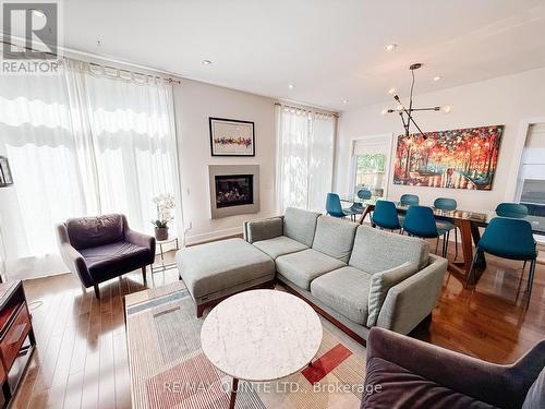 362 Roosevelt Avenue, Ottawa, ON - Indoor Photo Showing Living Room With Fireplace