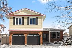 1149 BEAUJOLAIS CRESCENT  Ottawa, ON K1C 2H5