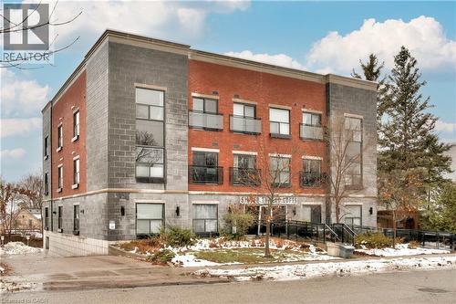 15 Devitt Avenue S Unit# 103, Waterloo, ON - Outdoor